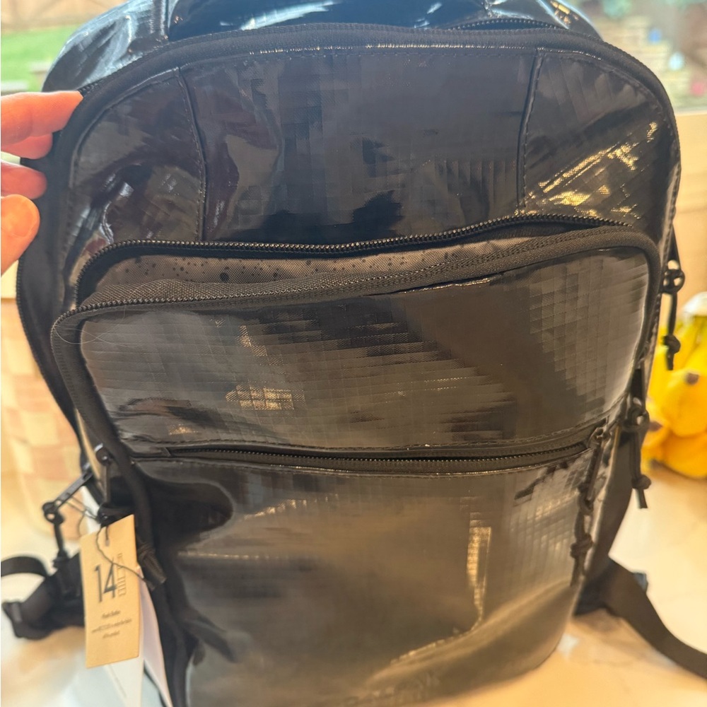 Terra Laptop Backpack NWT - Picture 8 of 10